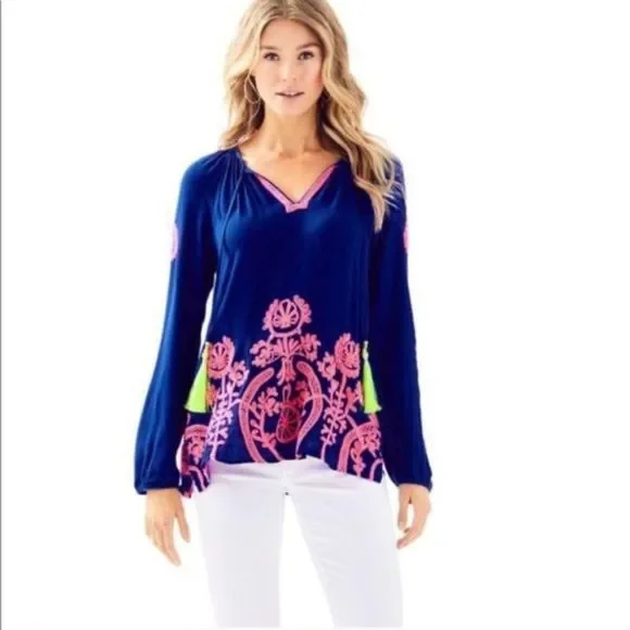 NWT Lilly Pulitzer Willa Embroidered Top Resort Navy - Picture 2 of 4